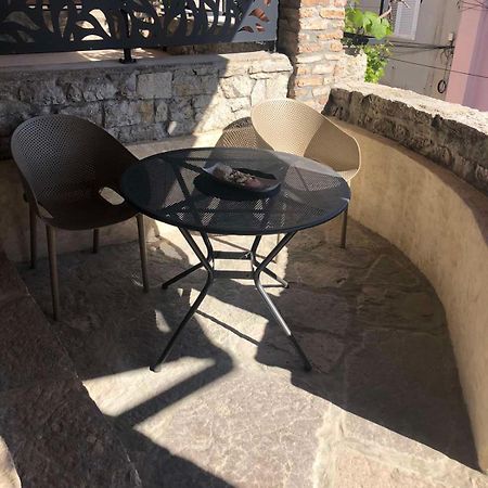 ורבניק Parona Holiday Home מראה חיצוני תמונה